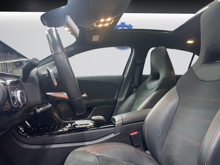 Vehicle image MERCEDES-BENZ A 200