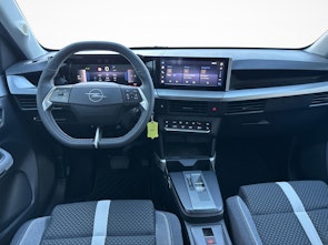 Vehicle image OPEL Frontera 1.2 T HEV 145 GS