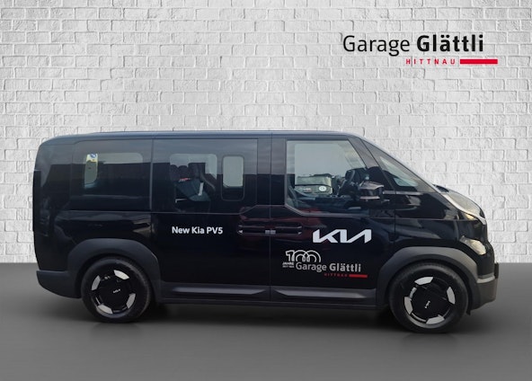 Vehicle image 17 Vehicle image 17