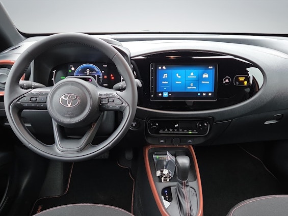 Vehicle image 11 Vehicle image 11