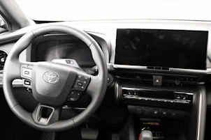 image du véhicule TOYOTA C-HR 2.0 HEV Swiss Edition 4x4