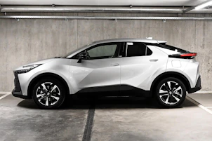 image du véhicule TOYOTA C-HR 2.0 HEV Swiss Edition 4x4