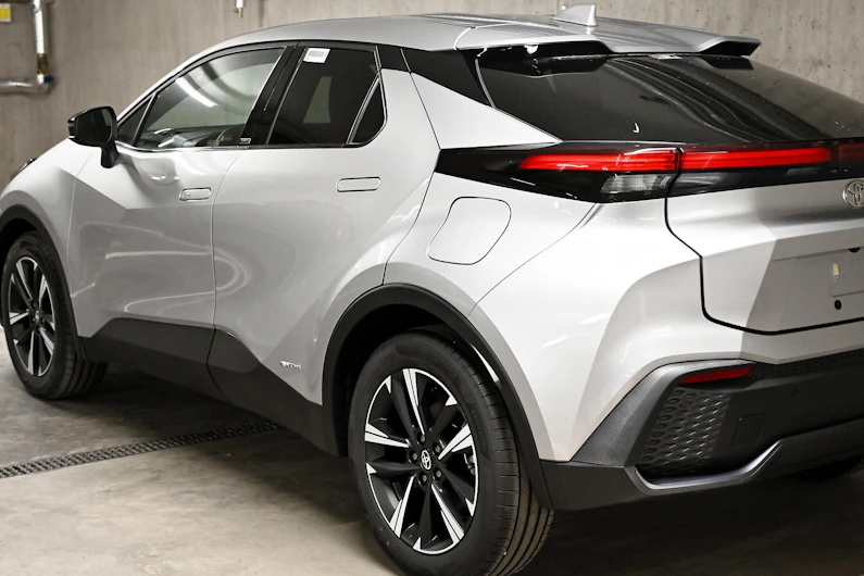 image du véhicule TOYOTA C-HR