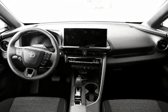 https://vehicle.imgix.net/4126418/fea18651-7dce-4f87-bbcf-75f8b02030fc.jpg