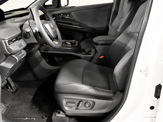 Toyota C-HR+ Premium AWD