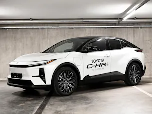Toyota C-HR+ Premium AWD
