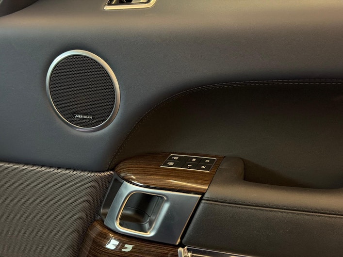 Vehicle image LAND ROVER RANGE ROVER SPORT