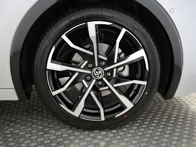 Toyota Prius 2.0 Plug-In-Hybrid Premium