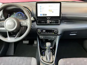 Toyota Yaris 1.5 VVT-i HSD Trend