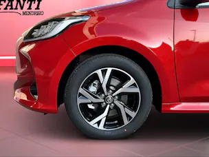 Toyota Yaris 1.5 VVT-i HSD Trend