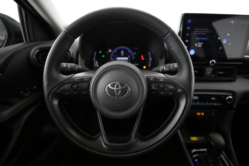 Vehicle image TOYOTA YARIS