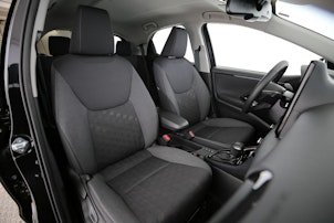 Vehicle image TOYOTA Yaris 1.5 VVT-i HSD Trend