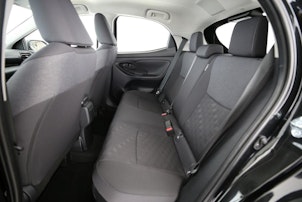 Vehicle image TOYOTA Yaris 1.5 VVT-i HSD Trend