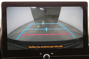 Vehicle image TOYOTA Yaris 1.5 VVT-i HSD Trend