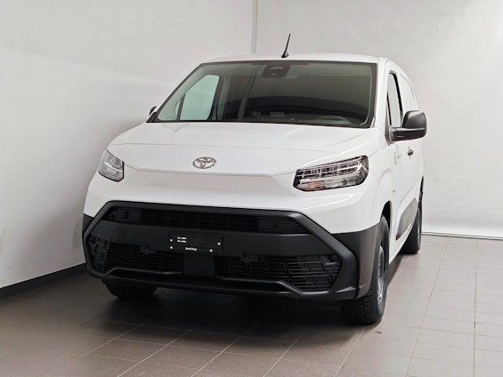 First vehicle image First vehicle image