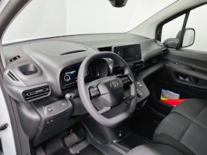 Vehicle image TOYOTA PROACE CITY Van L2 52KWh Active
