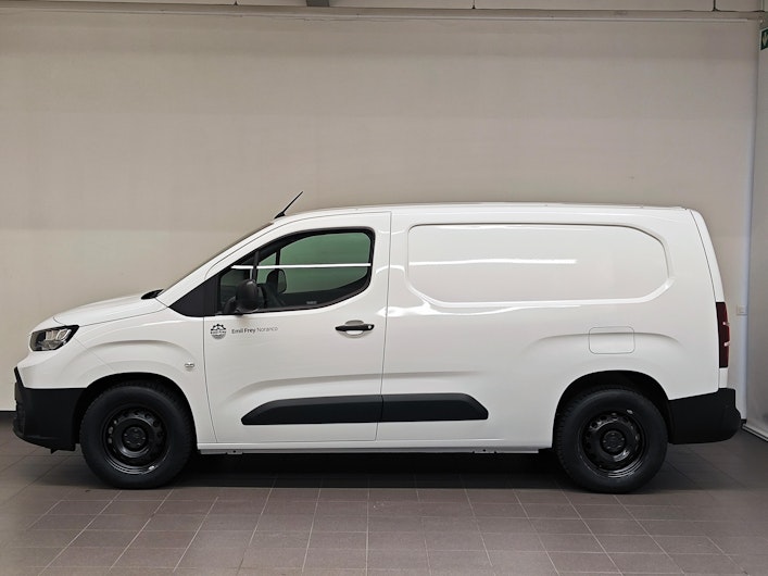 Vehicle image TOYOTA PROACE CITY