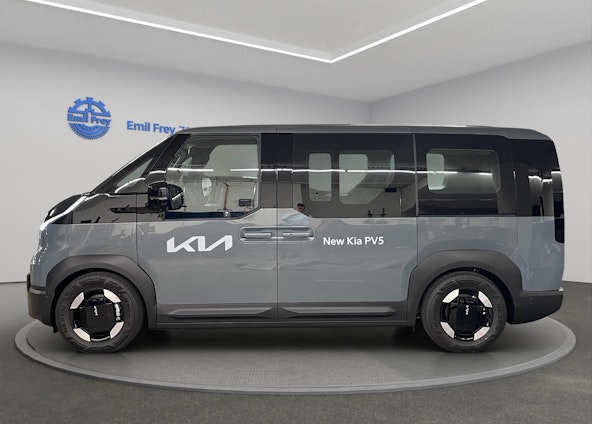 Vehicle image 2 Vehicle image 2