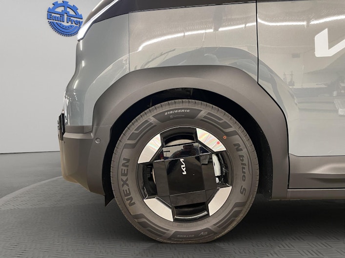 Vehicle image KIA PV5