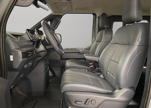 Vehicle image 6 Vehicle image 6