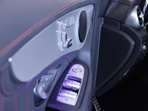 https://vehicle.imgix.net/4126565/f62abc19-cc6d-4633-b382-80ea3ac1271a.JPG