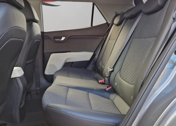 Vehicle image 13 Vehicle image 13