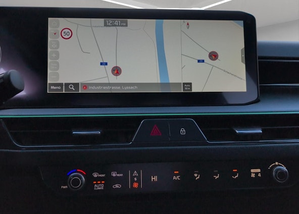 Vehicle image 10 Vehicle image 10