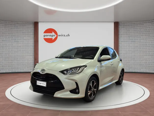 Toyota Yaris 1.5 VVT-i HSD Trend