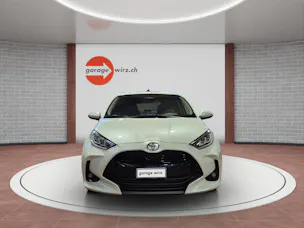 Toyota Yaris 1.5 VVT-i HSD Trend