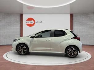 Toyota Yaris 1.5 VVT-i HSD Trend