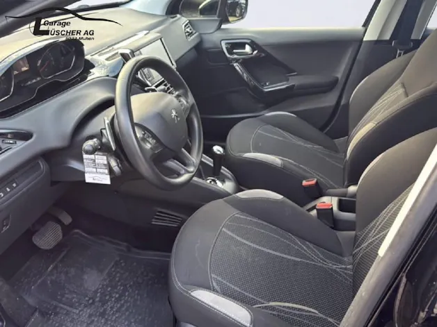 Peugeot 208 1.2 PureTech Active EGS S/S