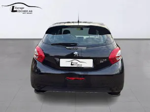 Peugeot 208 1.2 PureTech Active EGS S/S