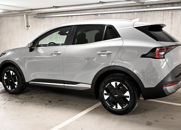 Vehicle image 6 Vehicle image 6