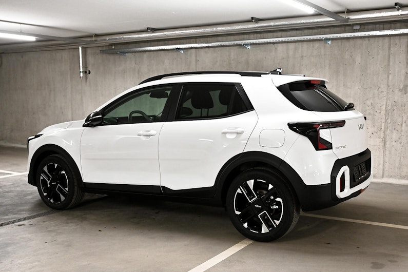 Vehicle image KIA STONIC