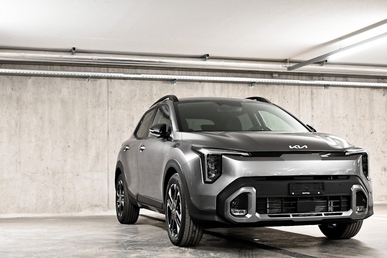 Vehicle image KIA STONIC