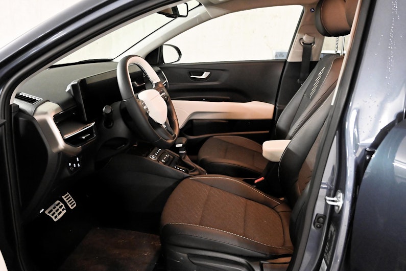 Vehicle image KIA STONIC