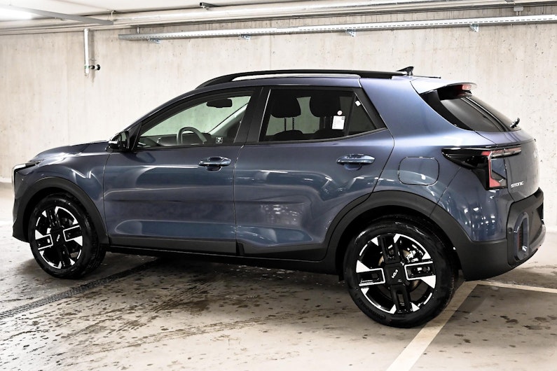 Vehicle image KIA STONIC