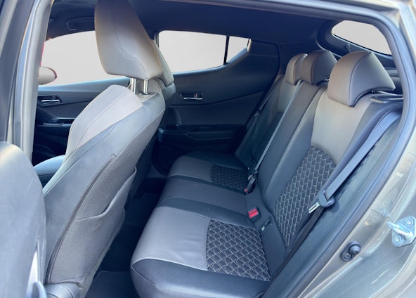 Vehicle image 6 Vehicle image 6