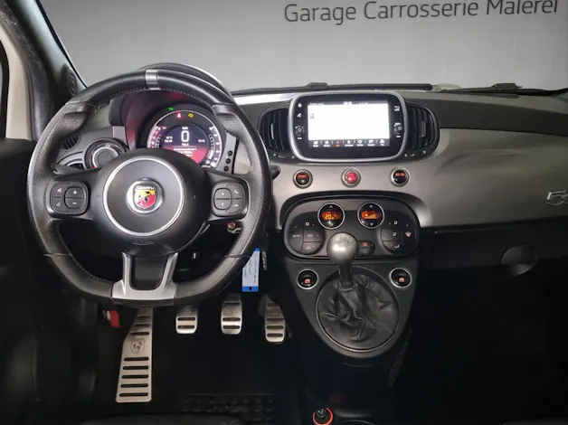 Fiat 595 Abarth 1.4 T-Jet 165 Turismo
