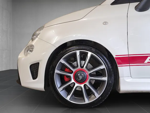 Fiat 595 Abarth 1.4 T-Jet 165 Turismo