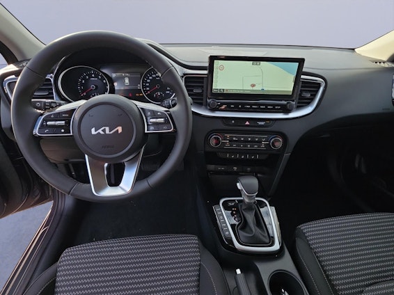 Vehicle image 10 Vehicle image 10