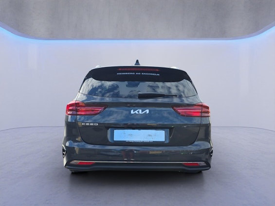 Vehicle image 3 Vehicle image 3