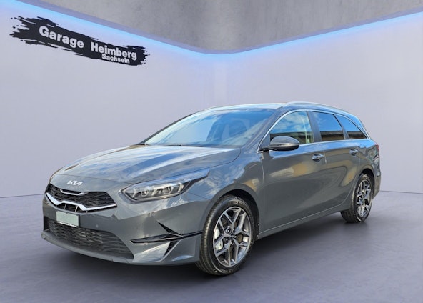 First vehicle image First vehicle image