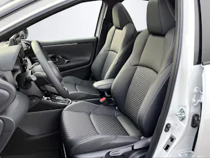 Toyota Yaris 1.5 VVT-i HSD Premium
