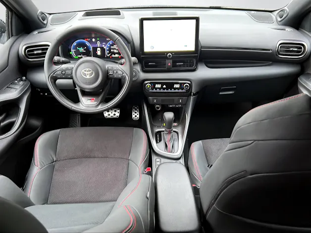 Toyota Yaris 1.5 VVT-i HSD GR Sport