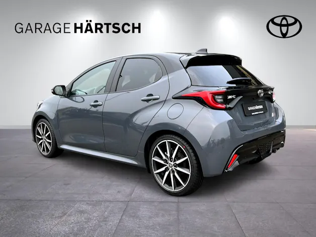 Toyota Yaris 1.5 VVT-i HSD GR Sport