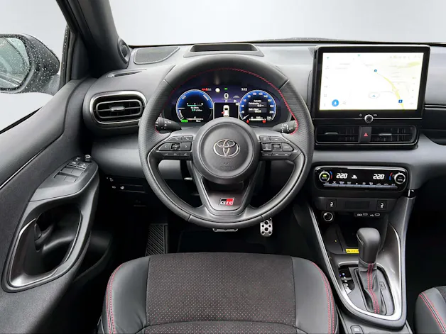 Toyota Yaris 1.5 VVT-i HSD GR Sport