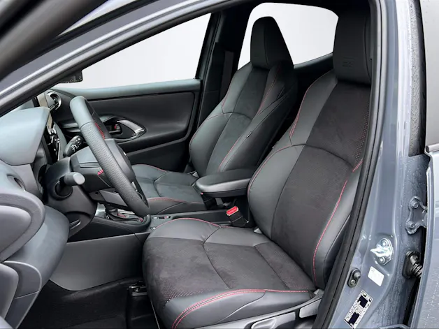 Toyota Yaris 1.5 VVT-i HSD GR Sport