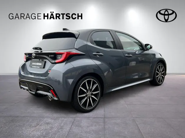 Toyota Yaris 1.5 VVT-i HSD GR Sport