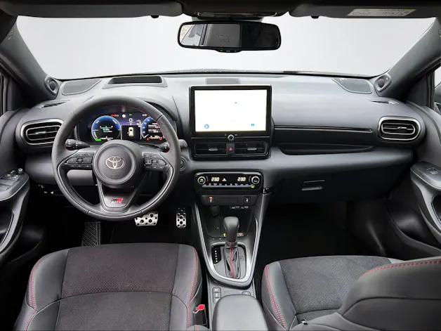 Toyota Yaris 1.5 VVT-i HSD GR Sport
